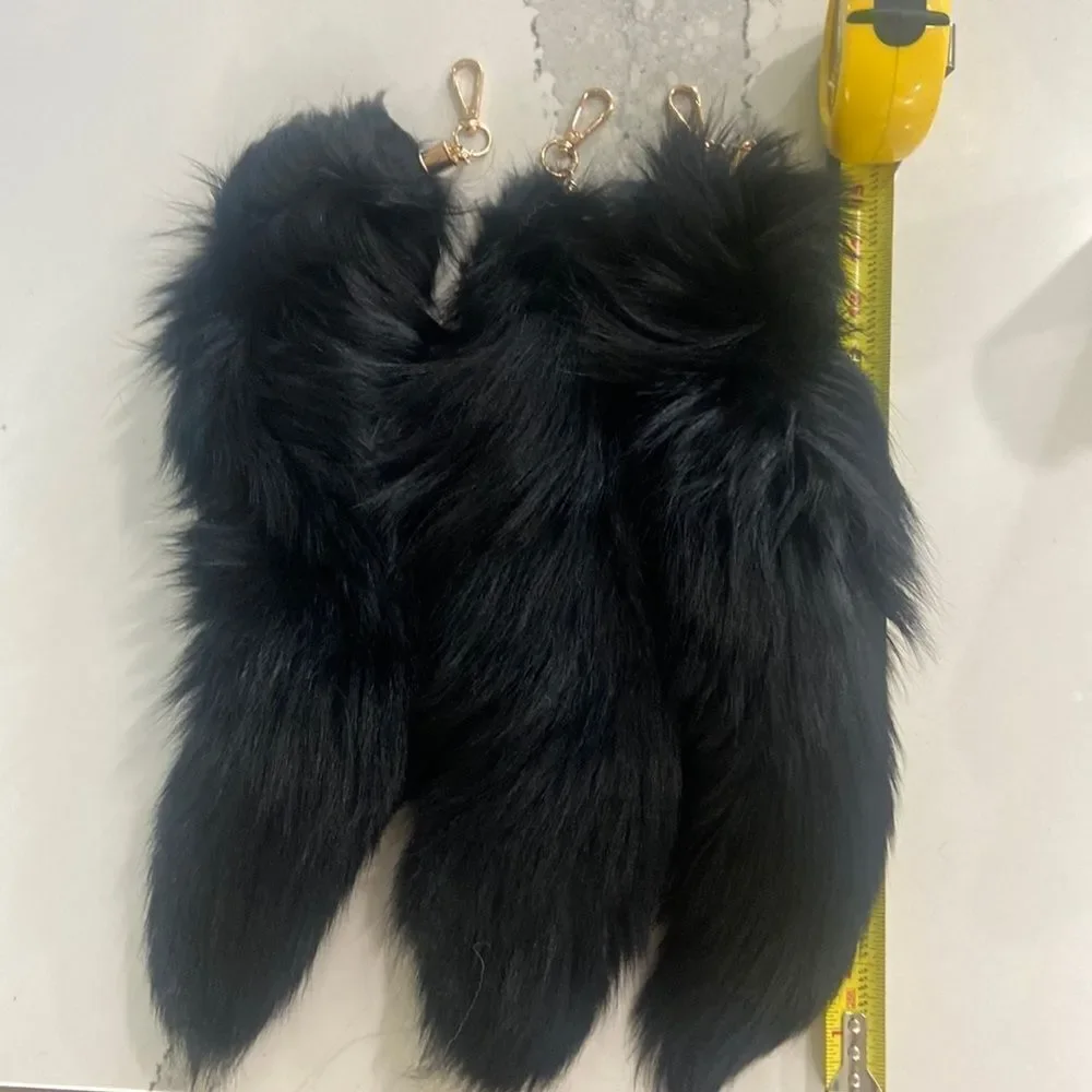 Real‎ black fox tails